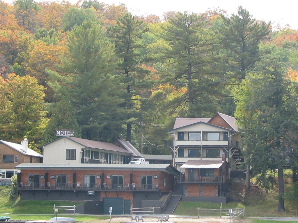Pine Knoll Hotel Lakeside Lodge & Cabin Old Forge Cameră foto